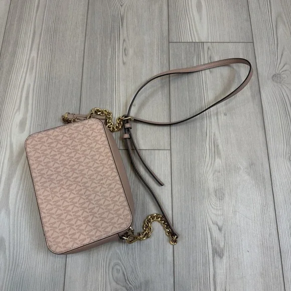 MICHAEL KORS Ginny Jet Set Medium Logo Camera Box Purse Crossbody Bag 32F8GF5M2B